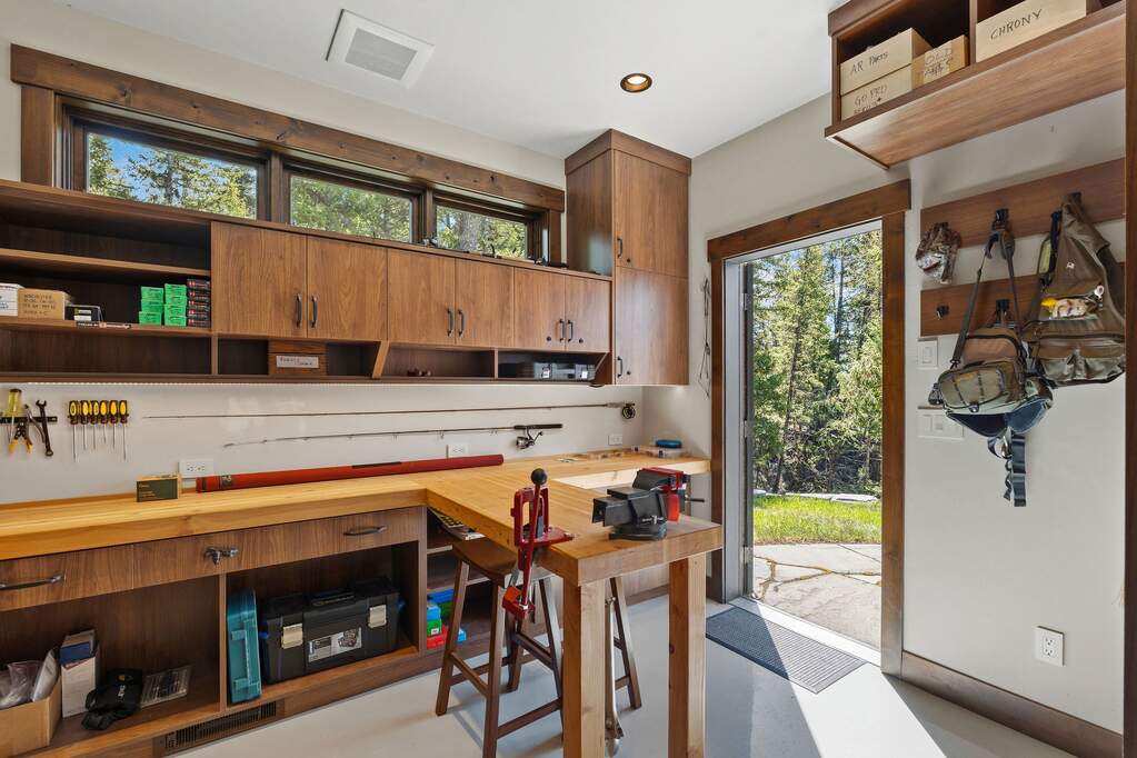 3 Bedroom Single Family Home/House's Image 53