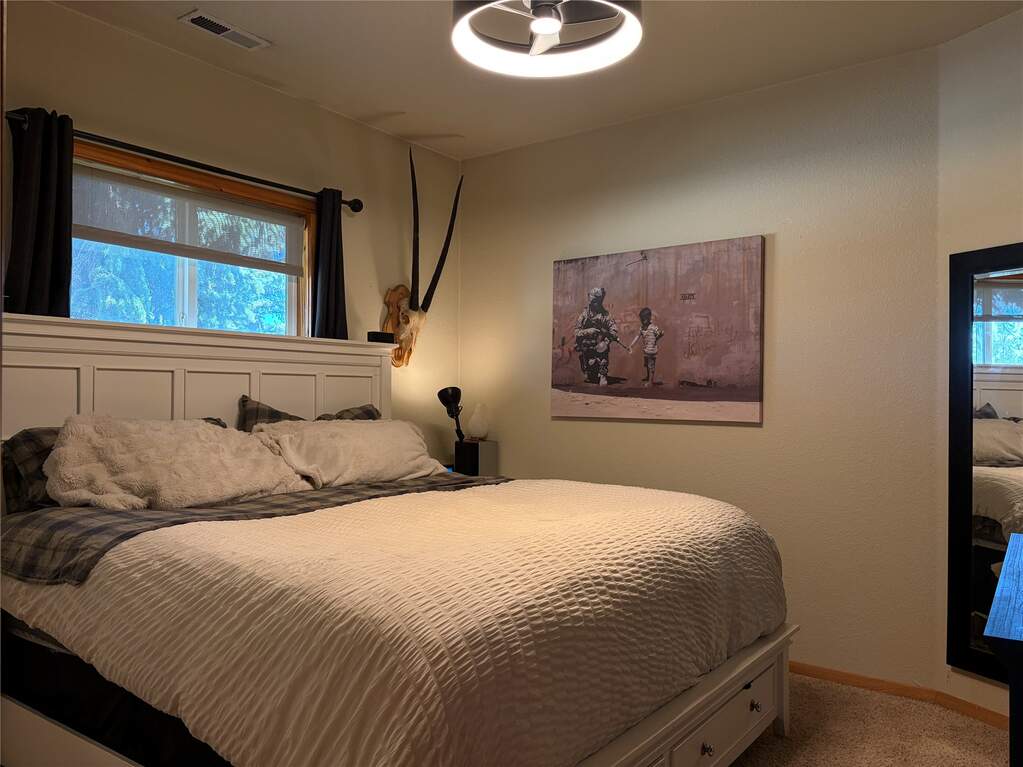 5 Bedroom Single Family Home/House's Image 18