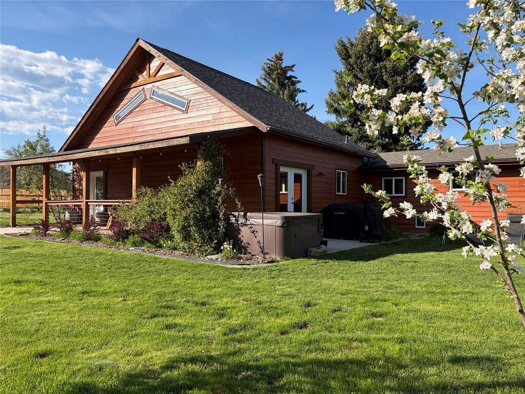 5 Bedroom Single Family Home/House's Image 29