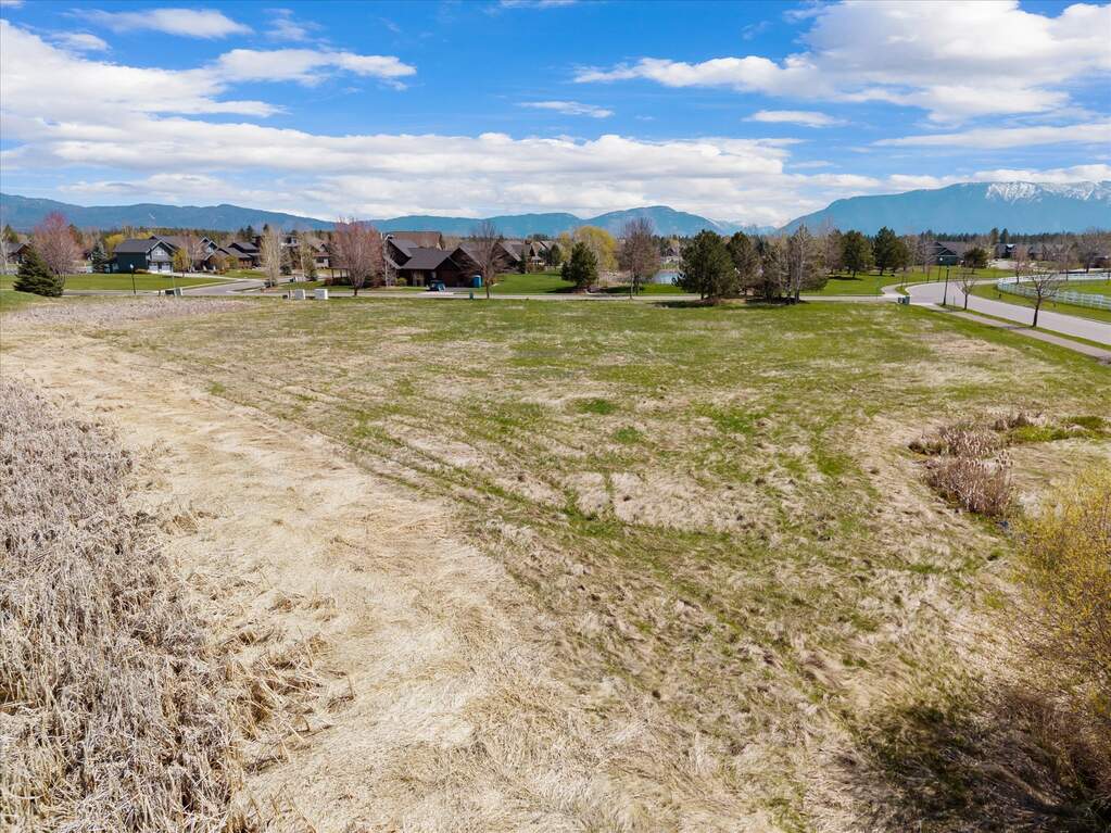 Land/Vacant Land's Image 6