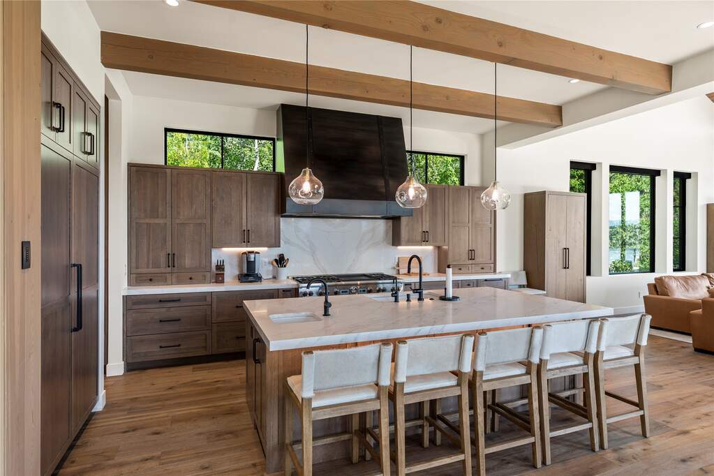 5 Bedroom Single Family Home/House's Image 20