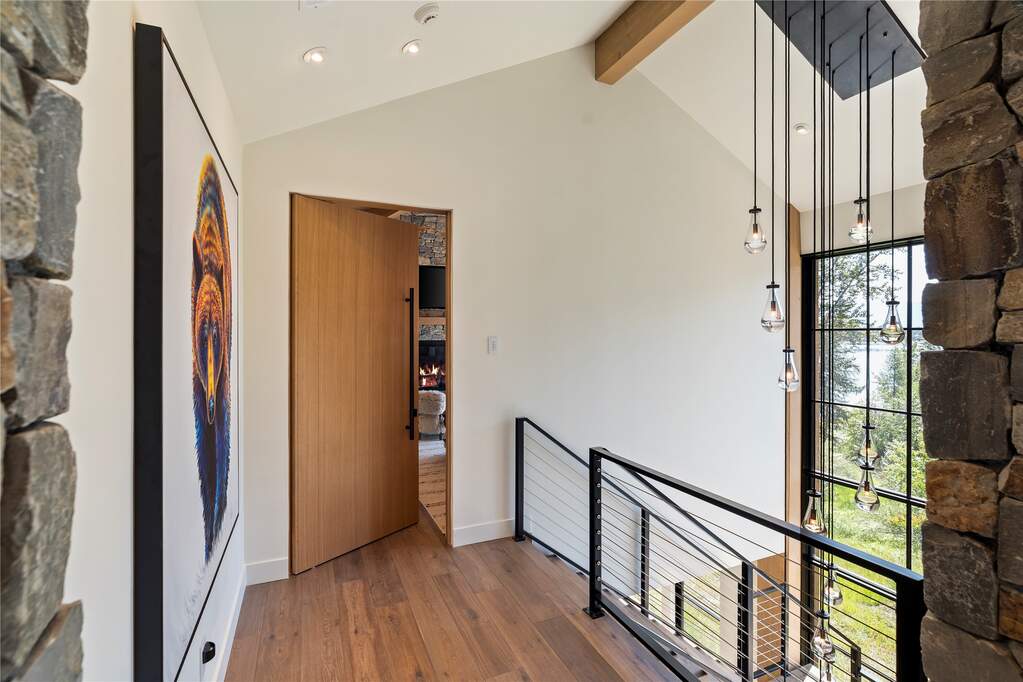 5 Bedroom Single Family Home/House's Image 30