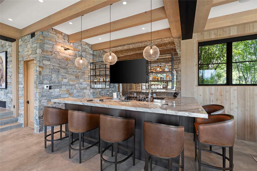 5 Bedroom Single Family Home/House's Image 48