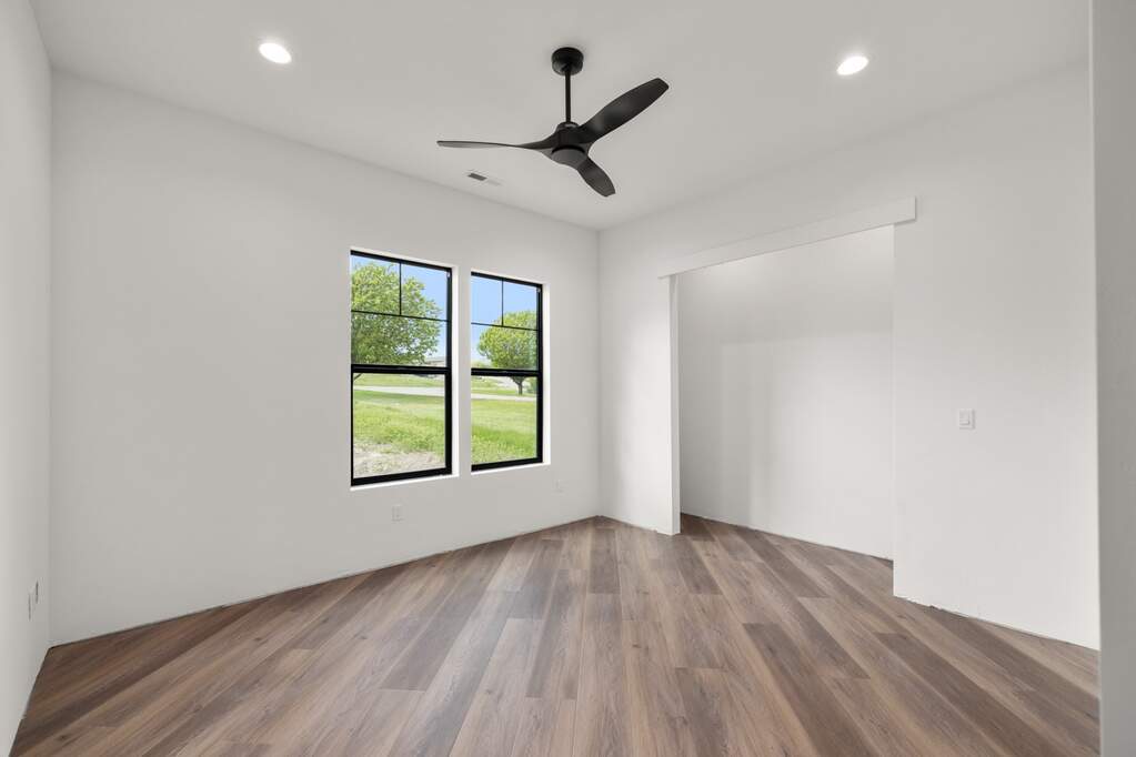 3 Bedroom Single Family Home/House's Image 22