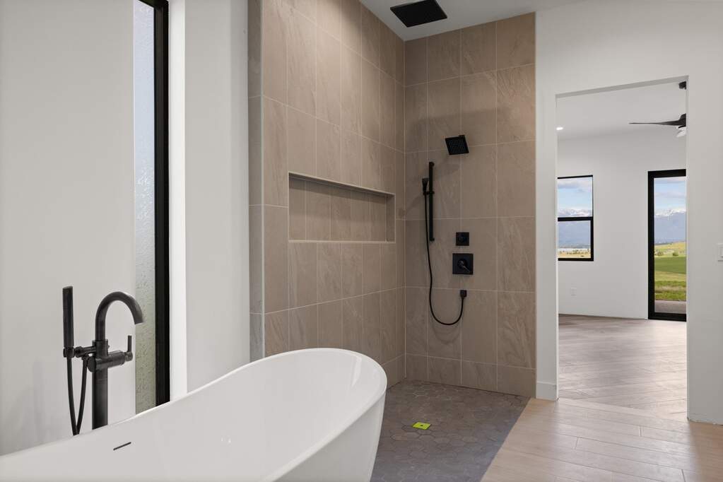 3 Bedroom Single Family Home/House's Image 26