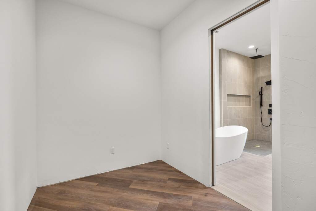 3 Bedroom Single Family Home/House's Image 28