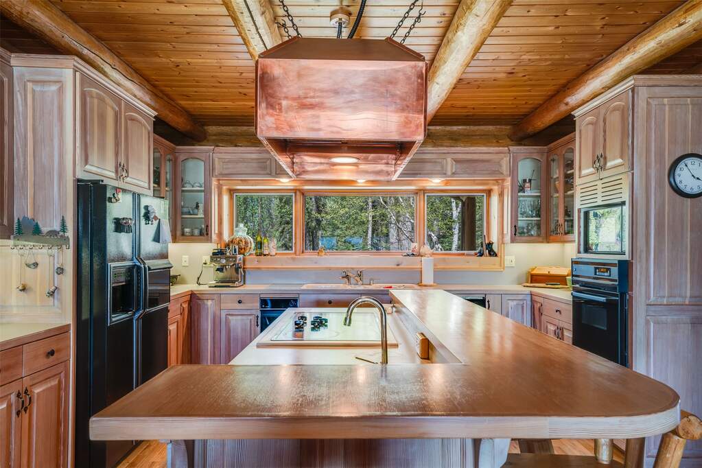 3 Bedroom Single Family Home/House's Image 11
