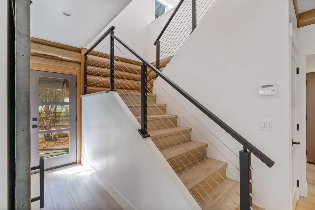 3 Bedroom Single Family Home/House's Image 28