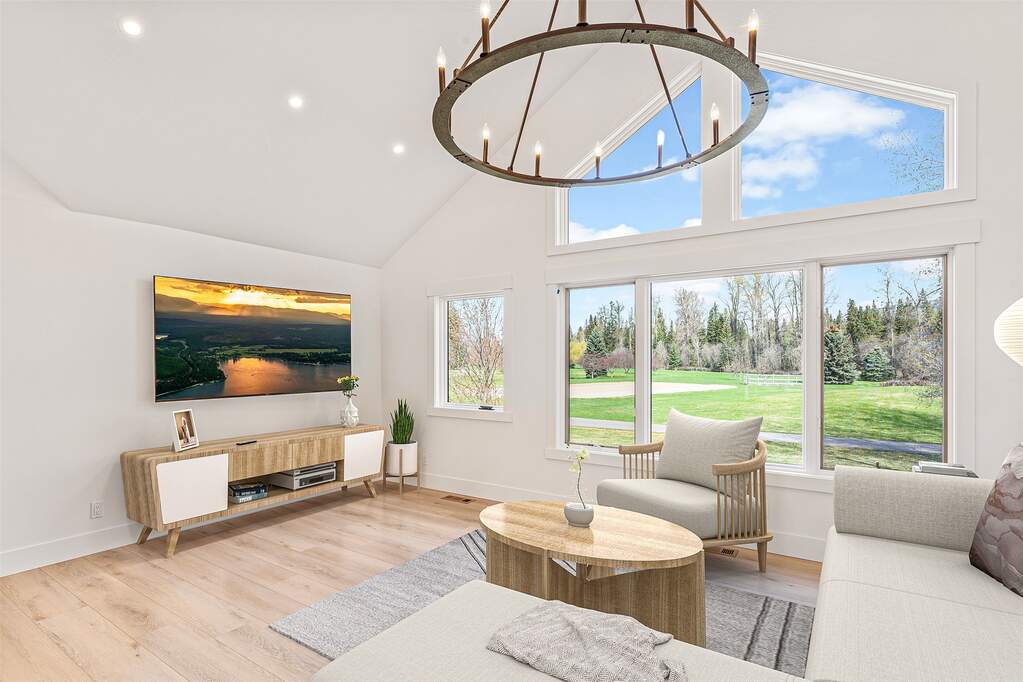 3 Bedroom Single Family Home/House's Image 32