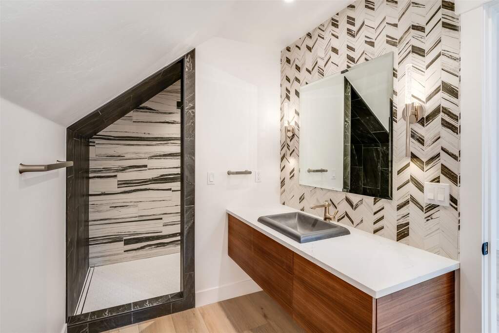 3 Bedroom Single Family Home/House's Image 38
