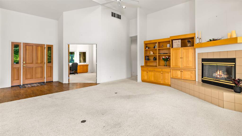 3 Bedroom Single Family Home/House's Image 11