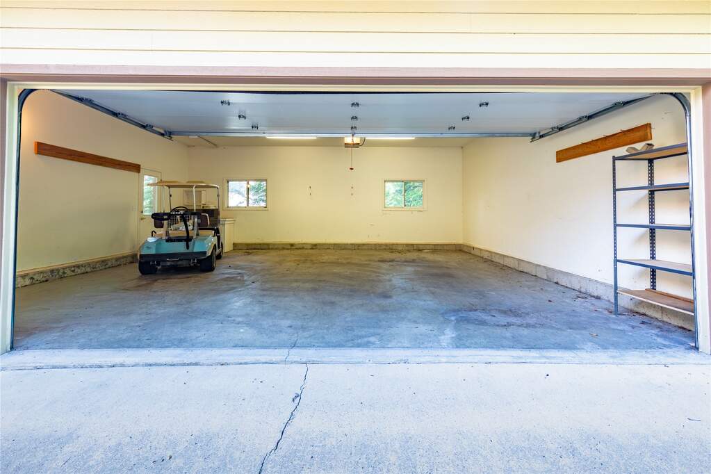 3 Bedroom Single Family Home/House's Image 32