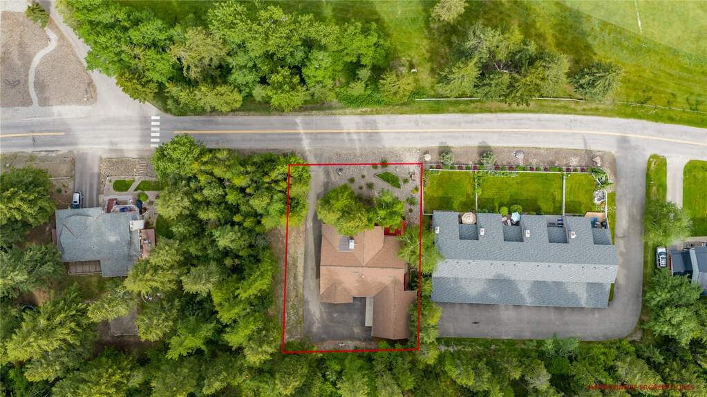 3 Bedroom Single Family Home/House's Image 33