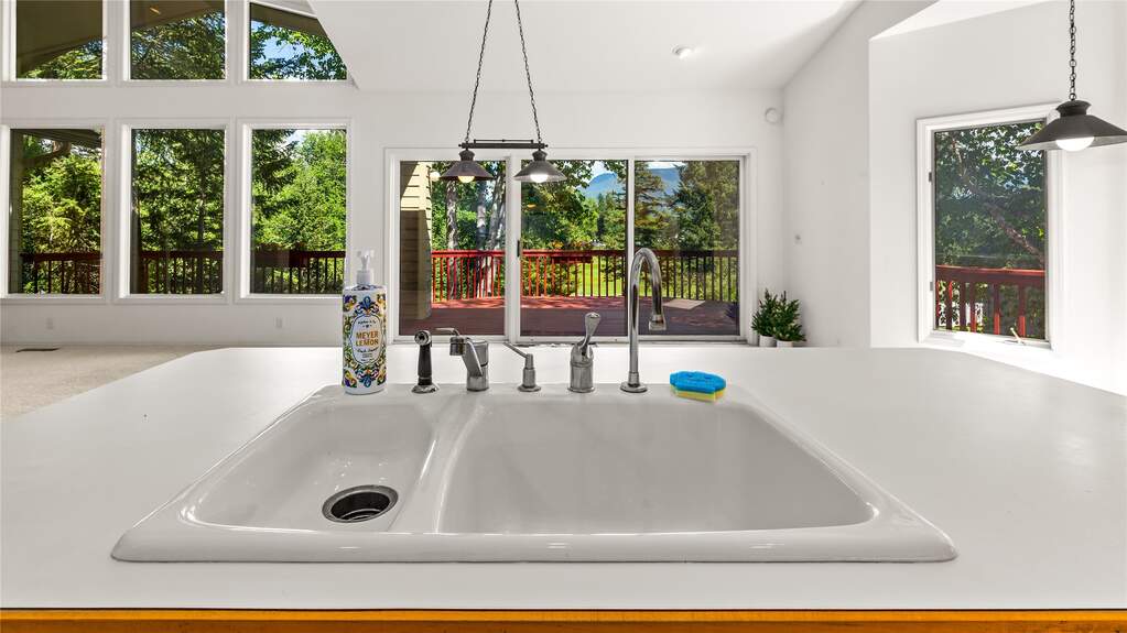 3 Bedroom Single Family Home/House's Image 6