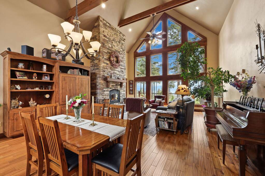 4 Bedroom Single Family Home/House's Image 12