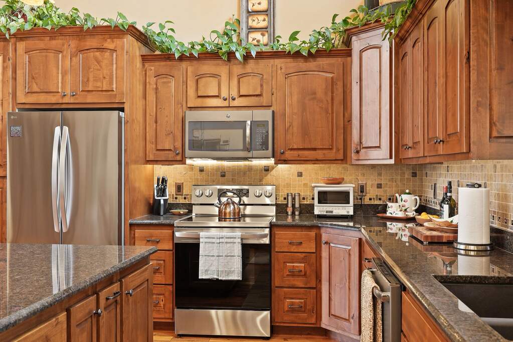 4 Bedroom Single Family Home/House's Image 14