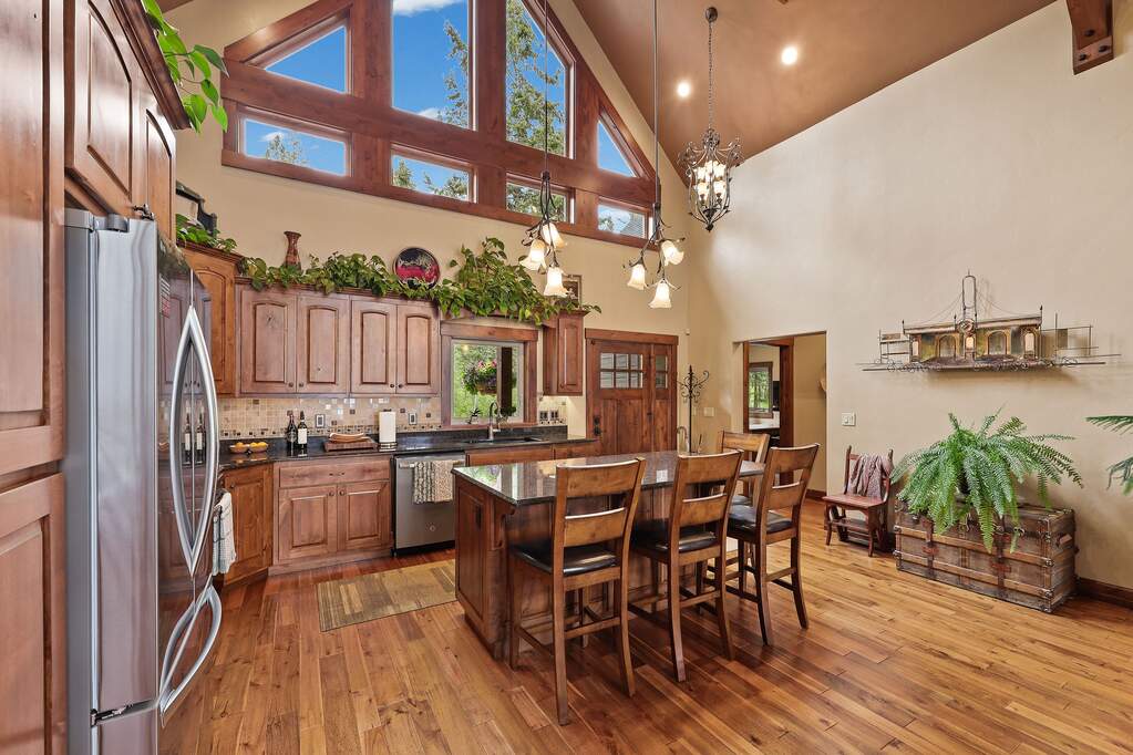 4 Bedroom Single Family Home/House's Image 17