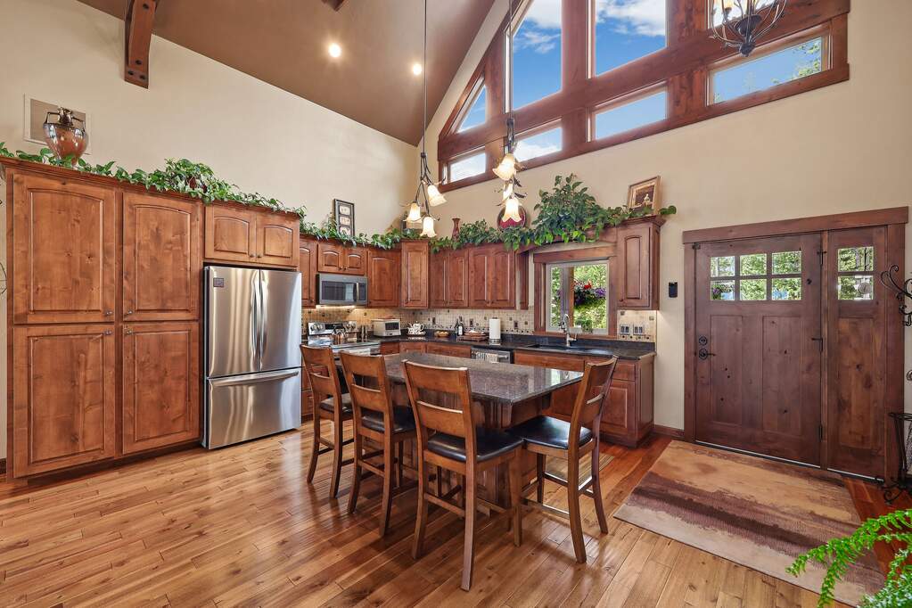 4 Bedroom Single Family Home/House's Image 18