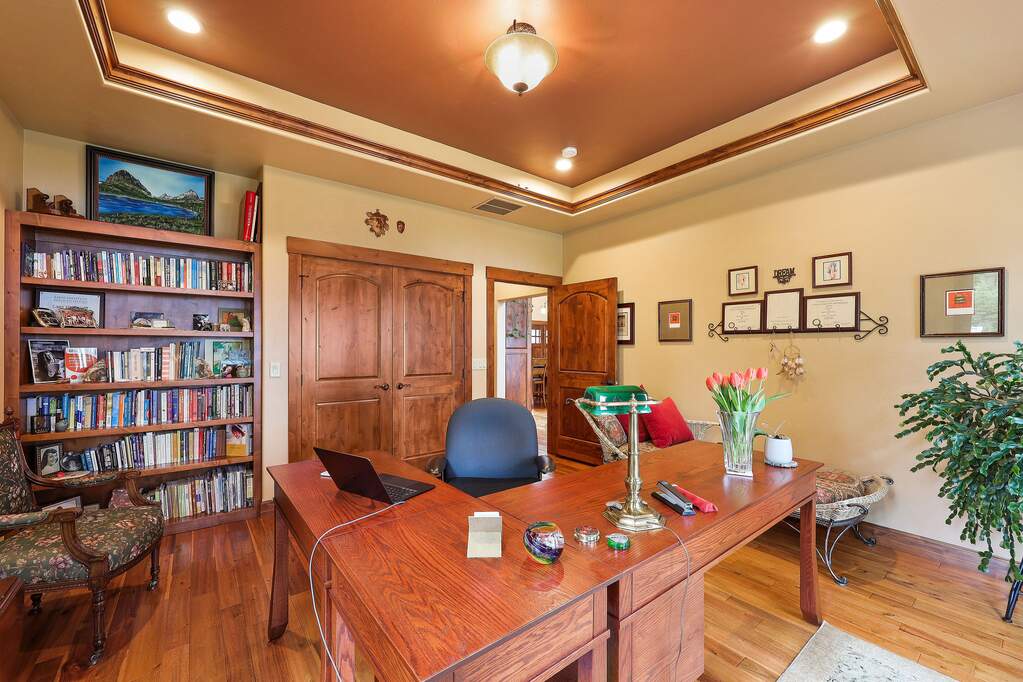 4 Bedroom Single Family Home/House's Image 25