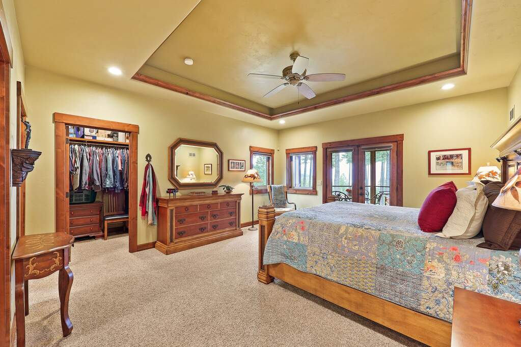 4 Bedroom Single Family Home/House's Image 38