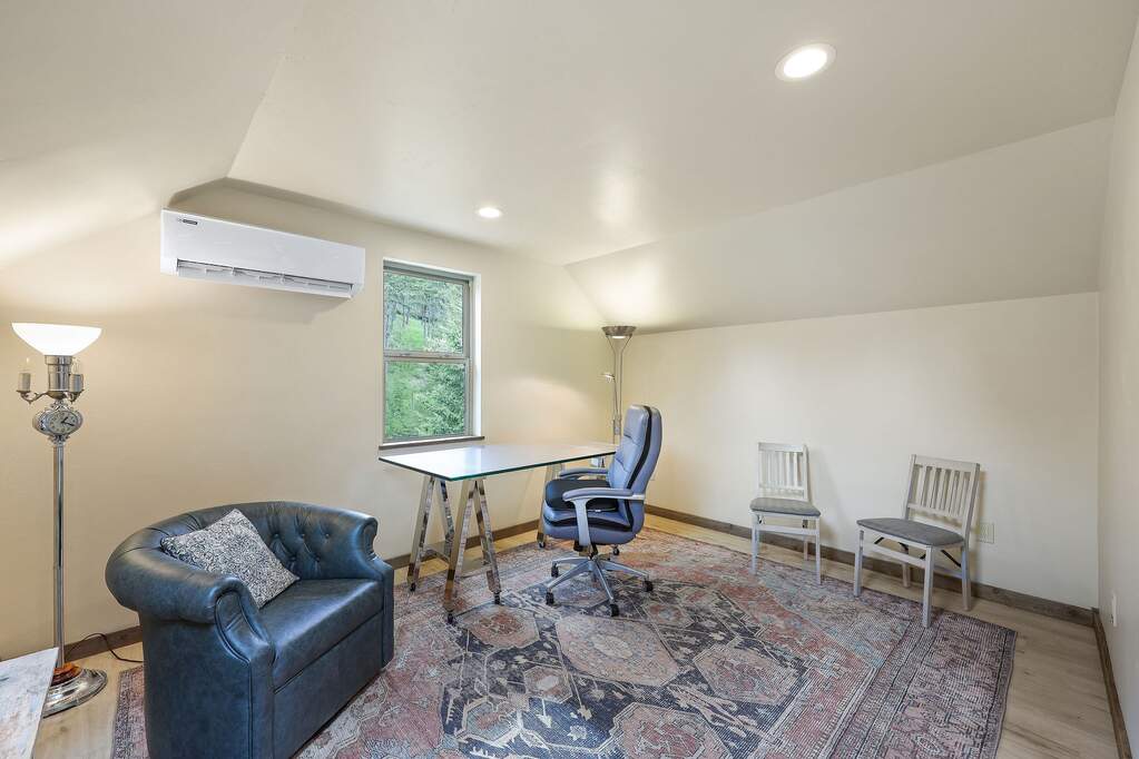 4 Bedroom Single Family Home/House's Image 52