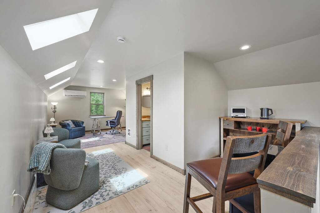 4 Bedroom Single Family Home/House's Image 55