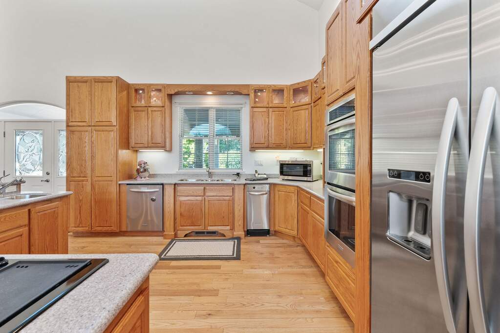 4 Bedroom Single Family Home/House's Image 12