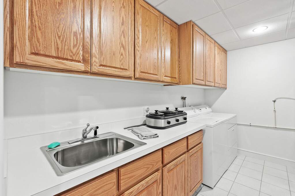 4 Bedroom Single Family Home/House's Image 29