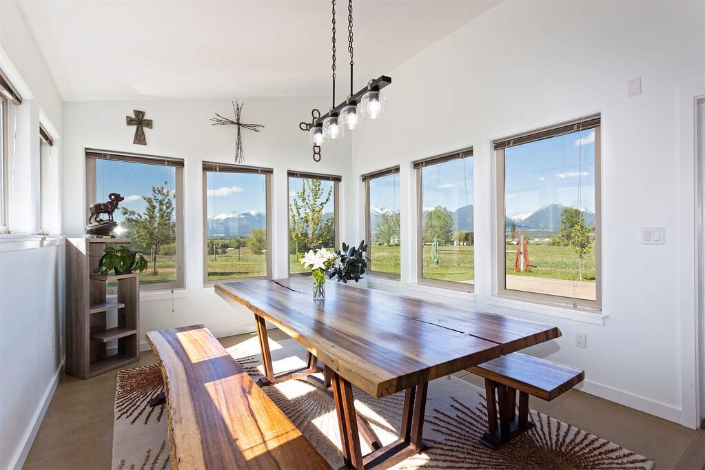 3 Bedroom Single Family Home/House's Image 12