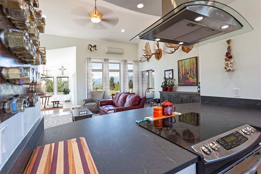 3 Bedroom Single Family Home/House's Image 15