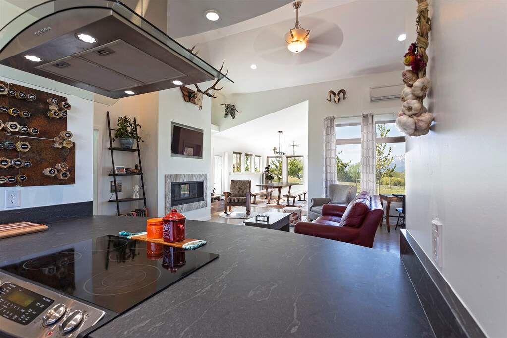 3 Bedroom Single Family Home/House's Image 16
