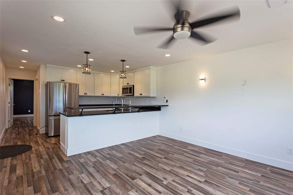 3 Bedroom Single Family Home/House's Image 35