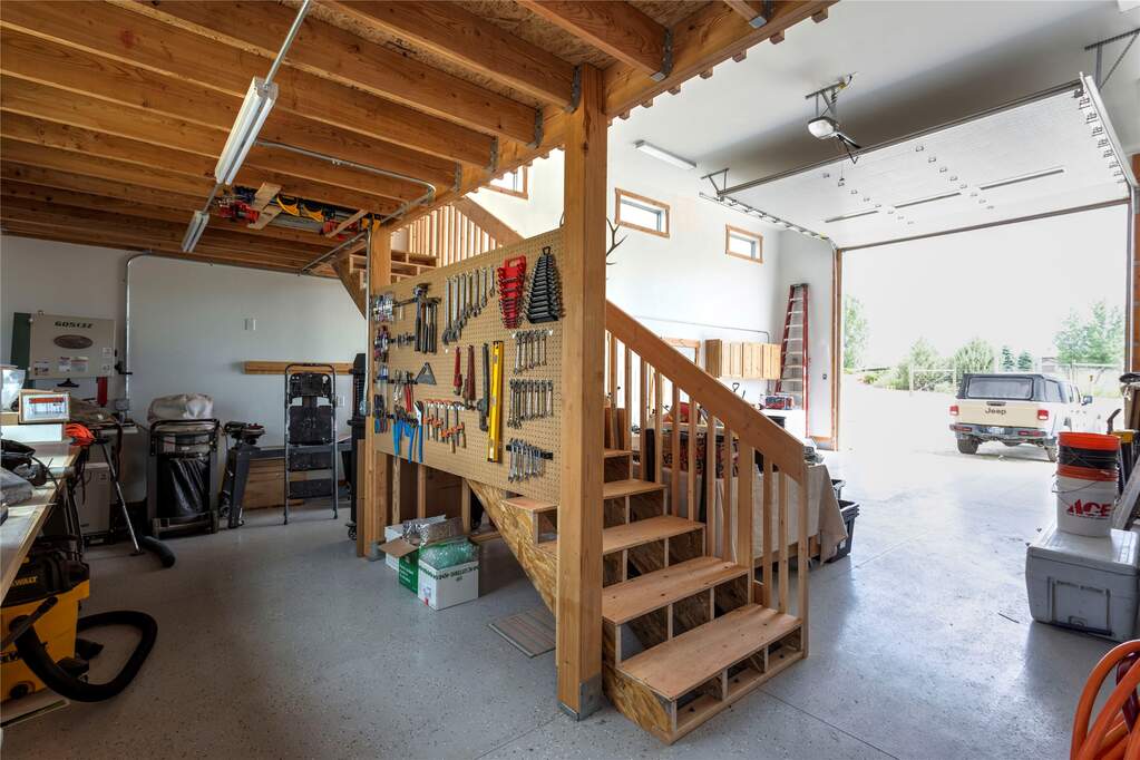 3 Bedroom Single Family Home/House's Image 41