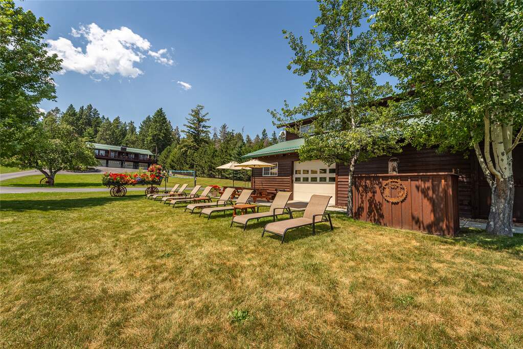 13 Bedroom Single Family Home/House's Image 107