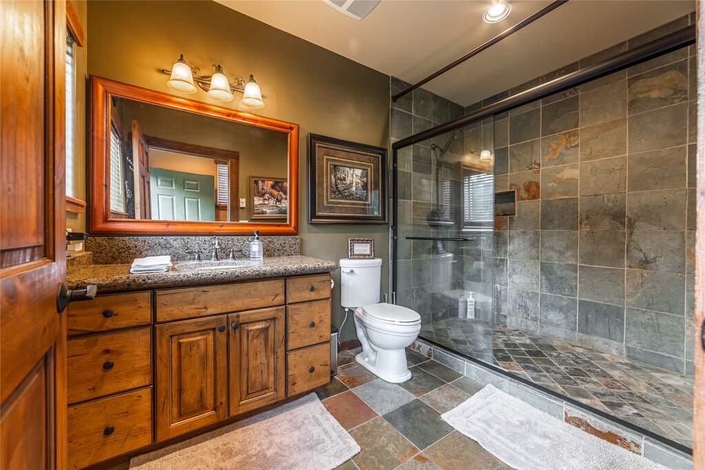 13 Bedroom Single Family Home/House's Image 108
