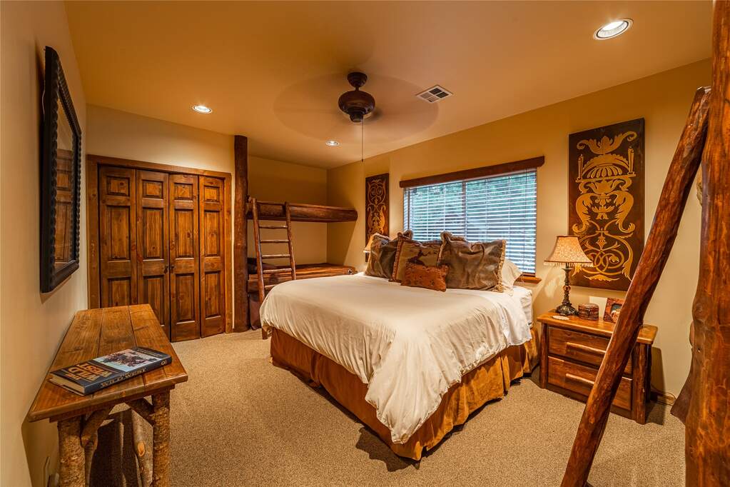 13 Bedroom Single Family Home/House's Image 121