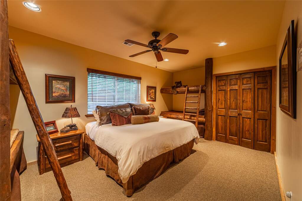 13 Bedroom Single Family Home/House's Image 122