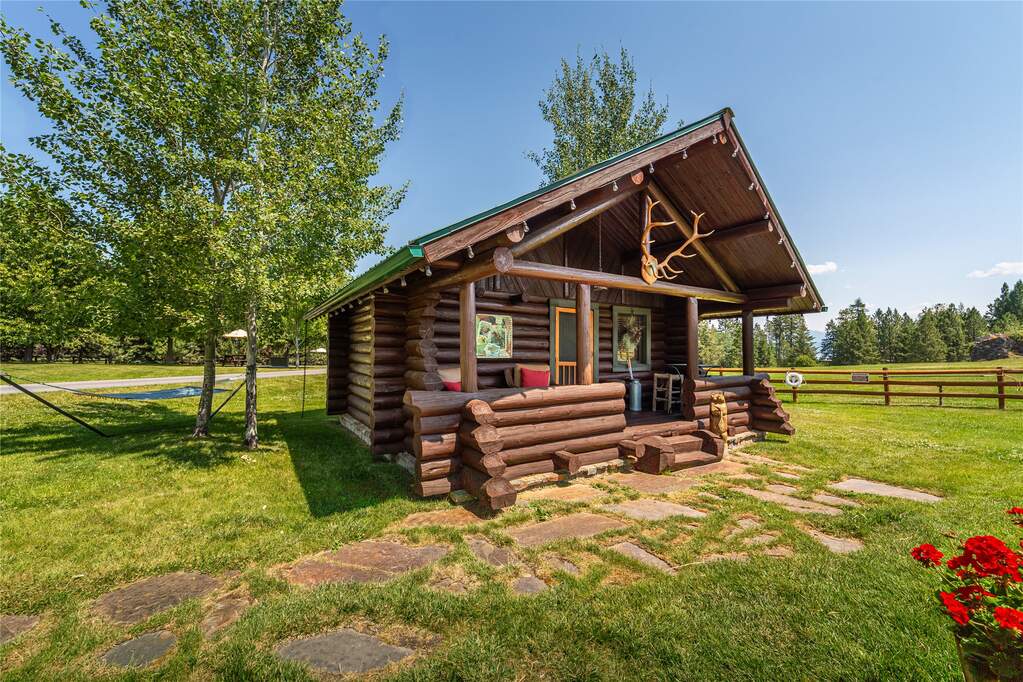 13 Bedroom Single Family Home/House's Image 132