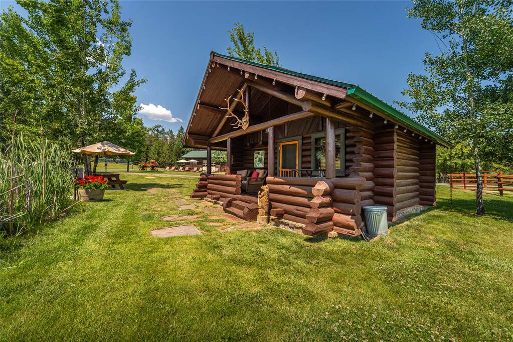 13 Bedroom Single Family Home/House's Image 137