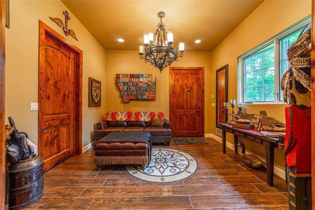 13 Bedroom Single Family Home/House's Image 75