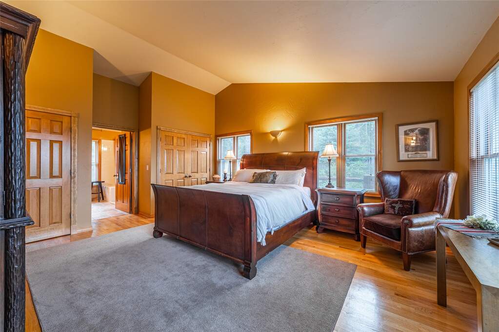 13 Bedroom Single Family Home/House's Image 93