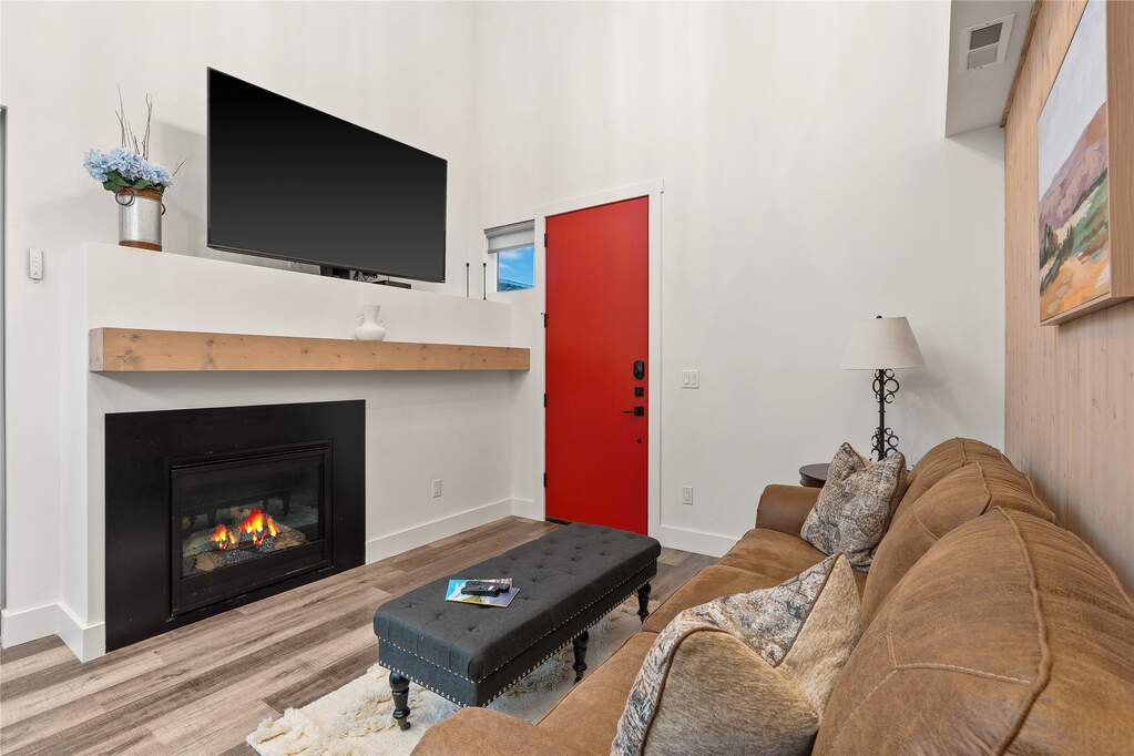 2 Bedroom Apartment/Flat's Image 8