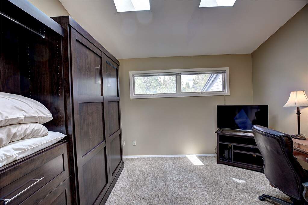 2 Bedroom Villa/Townhouse's Image 17