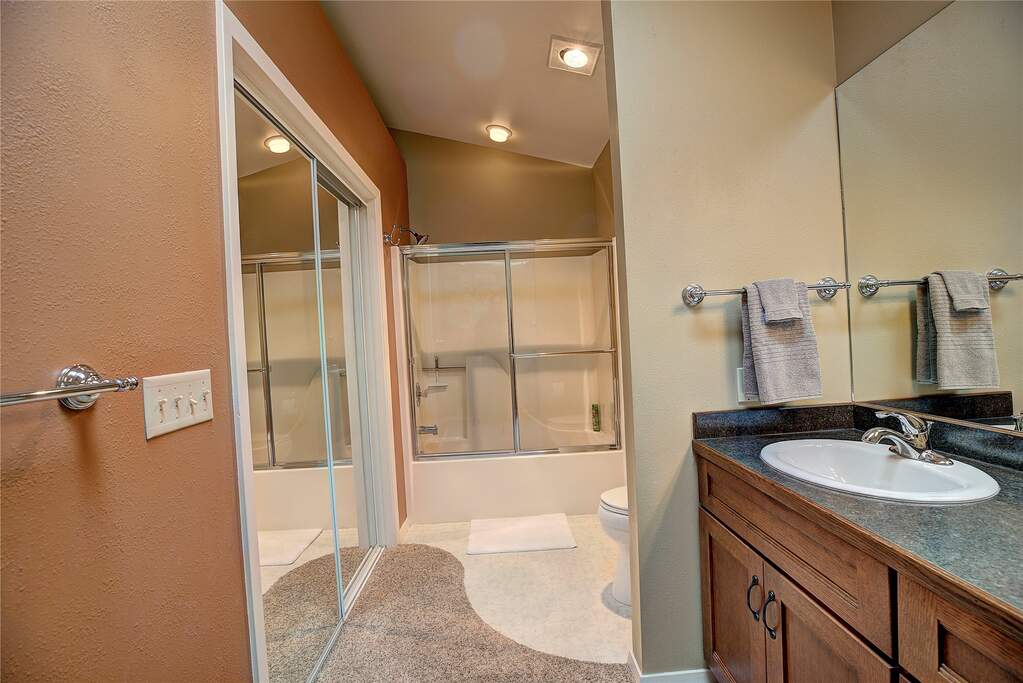 2 Bedroom Villa/Townhouse's Image 23