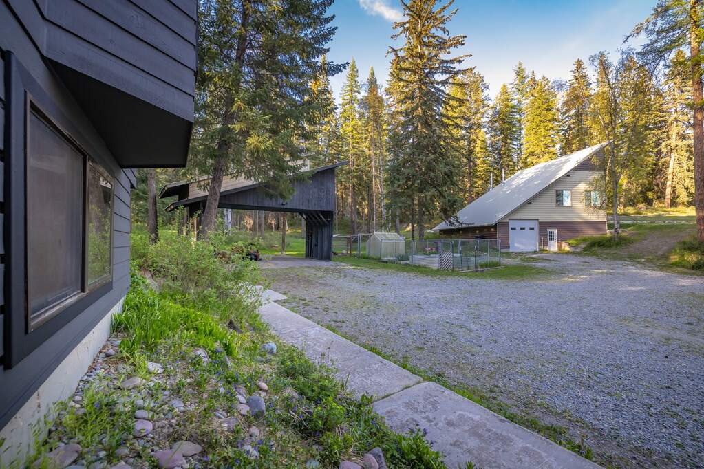 6 Bedroom Single Family Home/House's Image 45