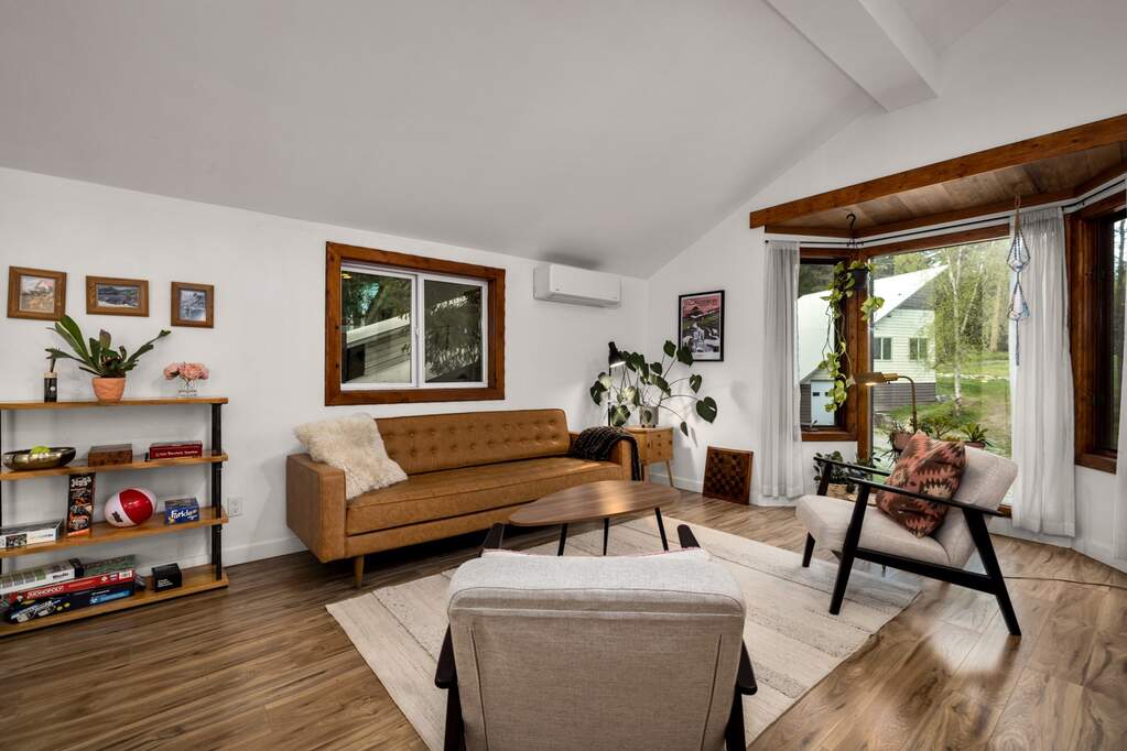 6 Bedroom Multi Unit's Image 8