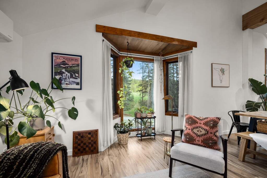 6 Bedroom Multi Unit's Image 9