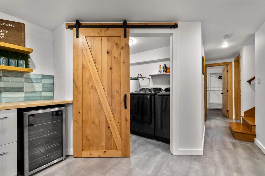 6 Bedroom Multi Unit's Image 18