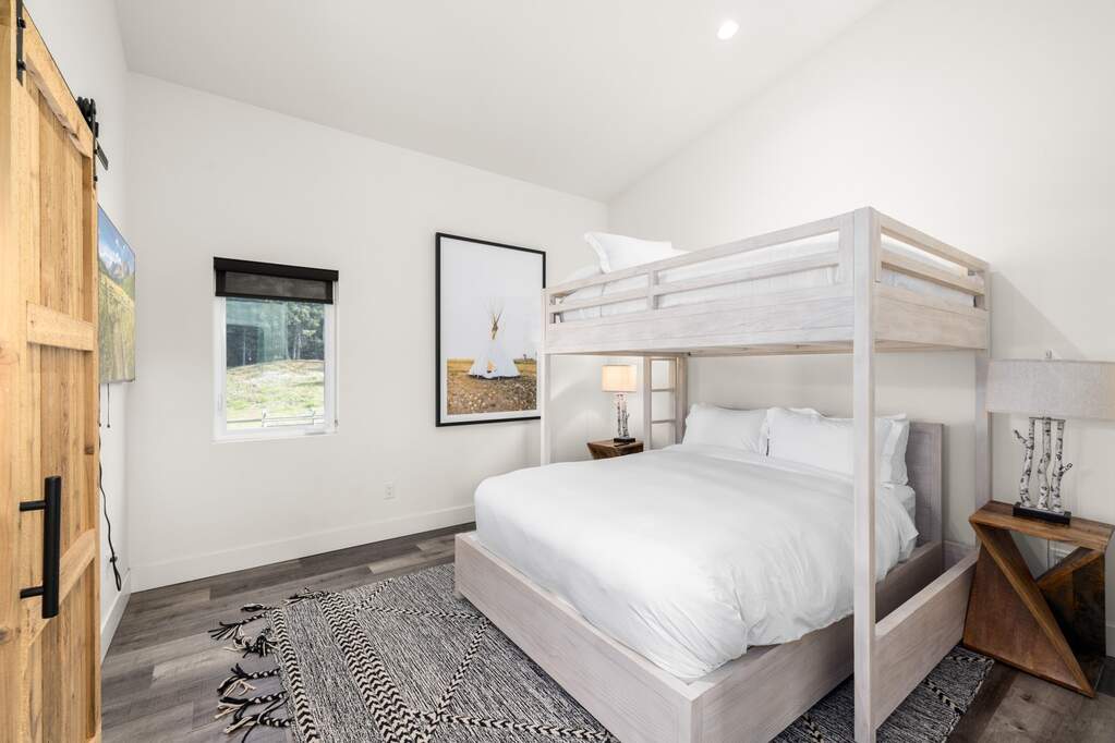 3 Bedroom Apartment/Flat's Image 30