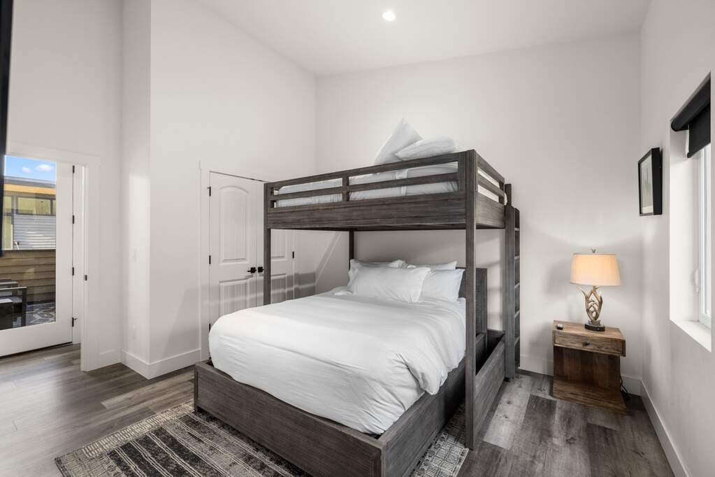 3 Bedroom Apartment/Flat's Image 34